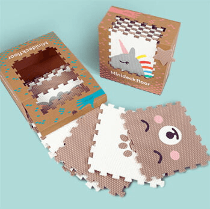 Krabice a obaly na míru: jak významně snížit logistické náklady? 23 Sada dětských pěnových puzzlí s roztomilými motivy zvířátek, prezentovaná v dekorativním balení