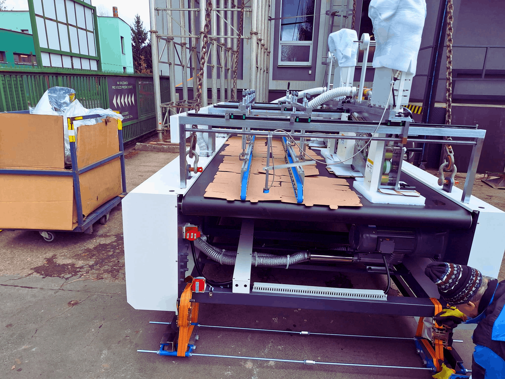 Automatický aplikátor pásky ts-1450c3